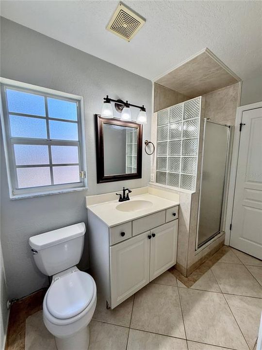 For Rent: $4,495 (4 beds, 3 baths, 2134 Square Feet)