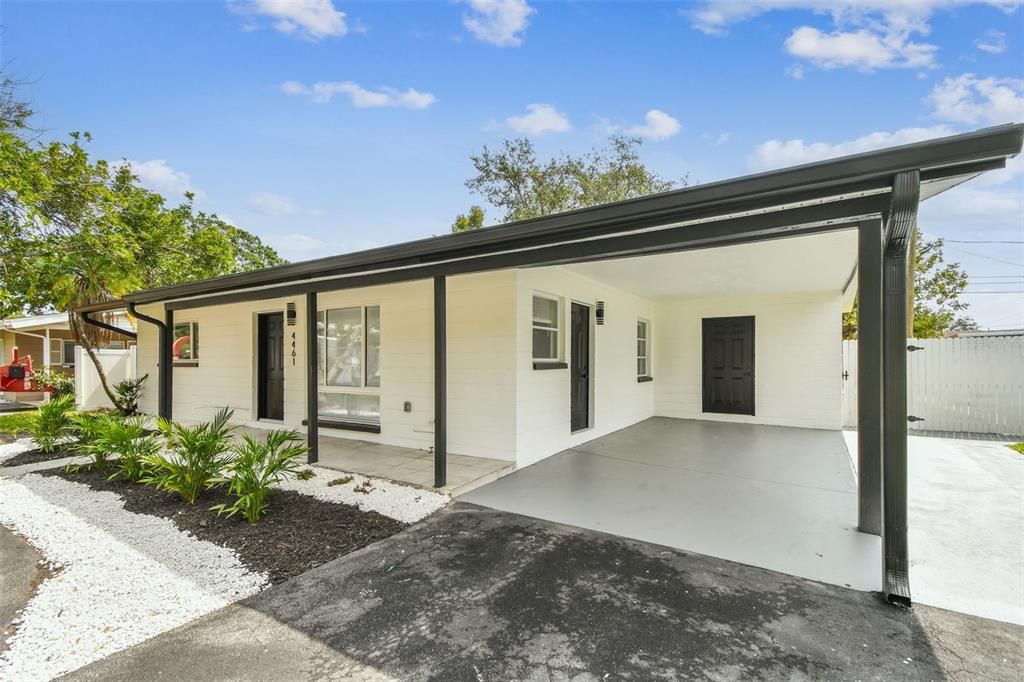 For Rent: $2,500 (2 beds, 1 baths, 1231 Square Feet)