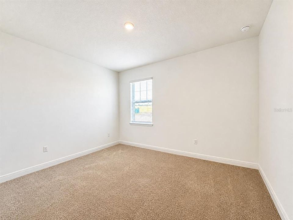 For Rent: $3,990 (5 beds, 3 baths, 2688 Square Feet)