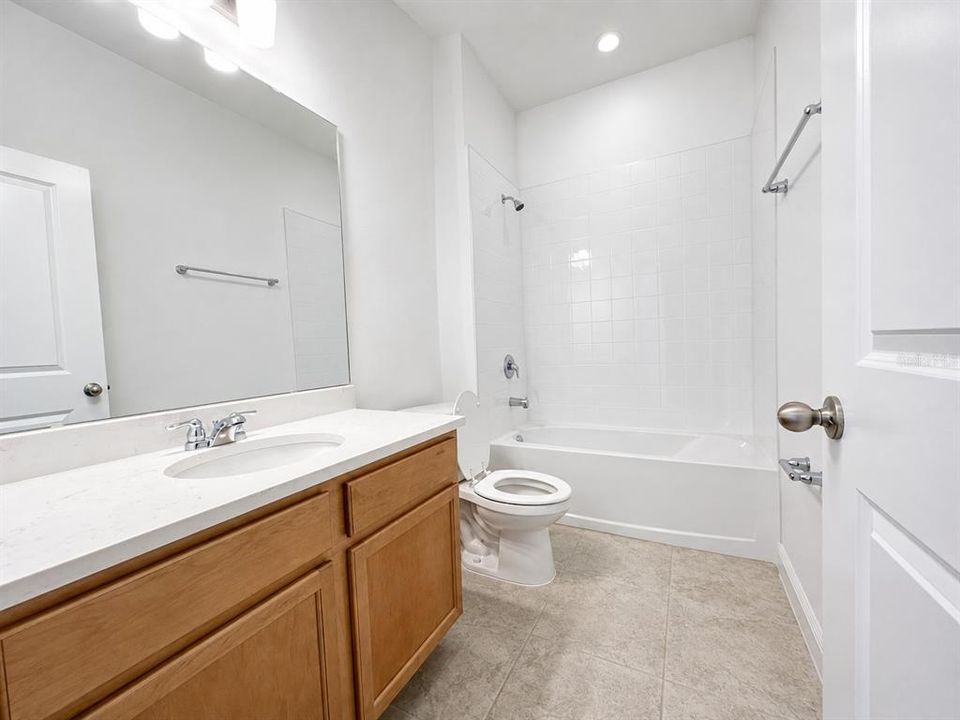 For Rent: $3,990 (5 beds, 3 baths, 2688 Square Feet)