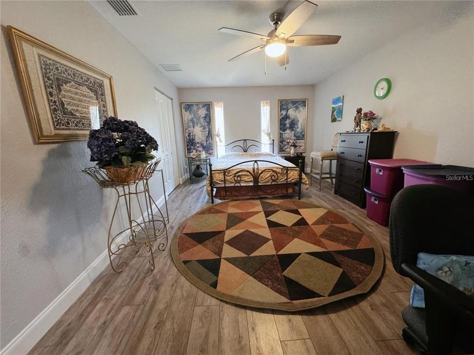 For Sale: $799,000 (4 beds, 2 baths, 2236 Square Feet)