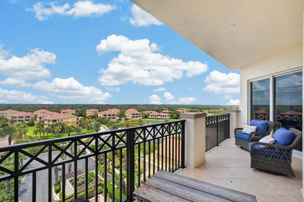 For Sale: $1,800,000 (4 beds, 3 baths, 3070 Square Feet)