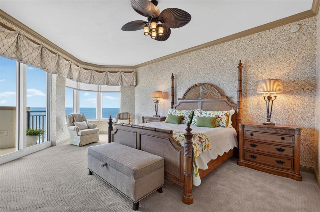 For Sale: $1,800,000 (4 beds, 3 baths, 3070 Square Feet)