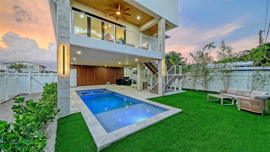 For Sale: $2,999,000 (4 beds, 3 baths, 2781 Square Feet)