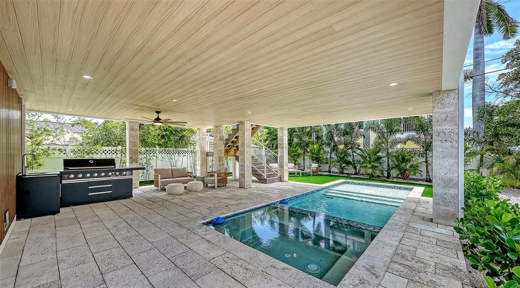 For Sale: $2,999,000 (4 beds, 3 baths, 2781 Square Feet)