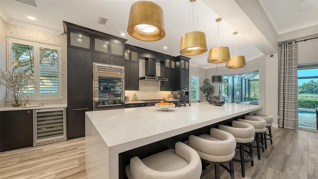 Active With Contract: $1,399,000 (3 beds, 2 baths, 2564 Square Feet)