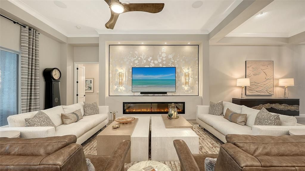 Active With Contract: $1,399,000 (3 beds, 2 baths, 2564 Square Feet)