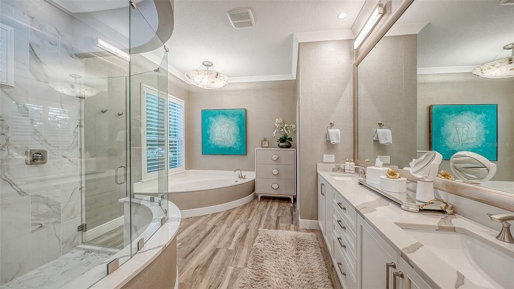 Active With Contract: $1,399,000 (3 beds, 2 baths, 2564 Square Feet)