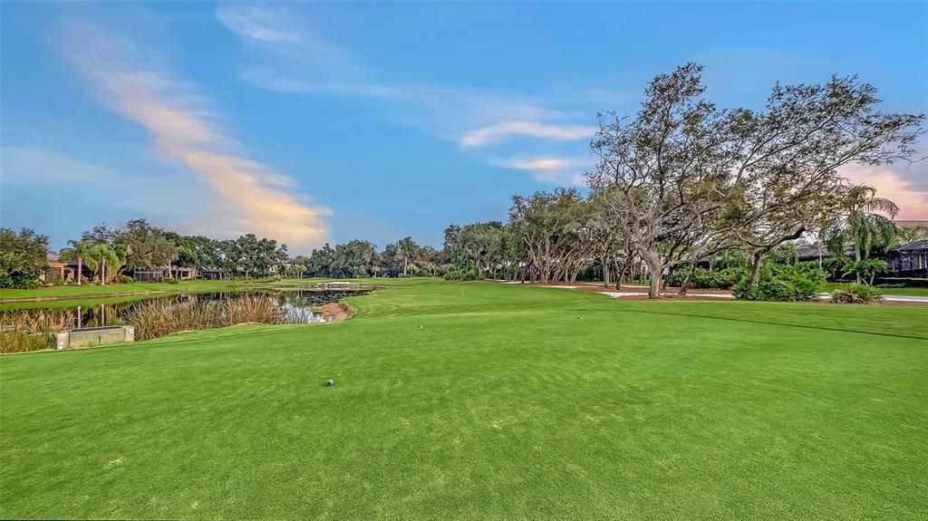 Active With Contract: $1,399,000 (3 beds, 2 baths, 2564 Square Feet)