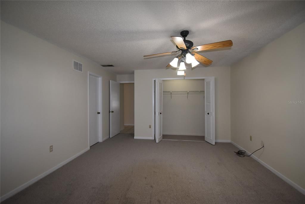 For Rent: $2,400 (3 beds, 2 baths, 1520 Square Feet)