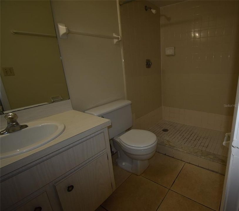 For Rent: $2,400 (3 beds, 2 baths, 1520 Square Feet)