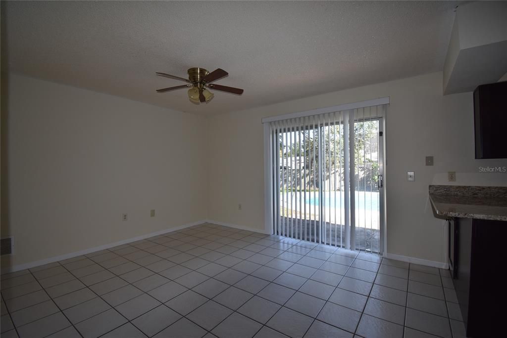 For Rent: $2,400 (3 beds, 2 baths, 1520 Square Feet)