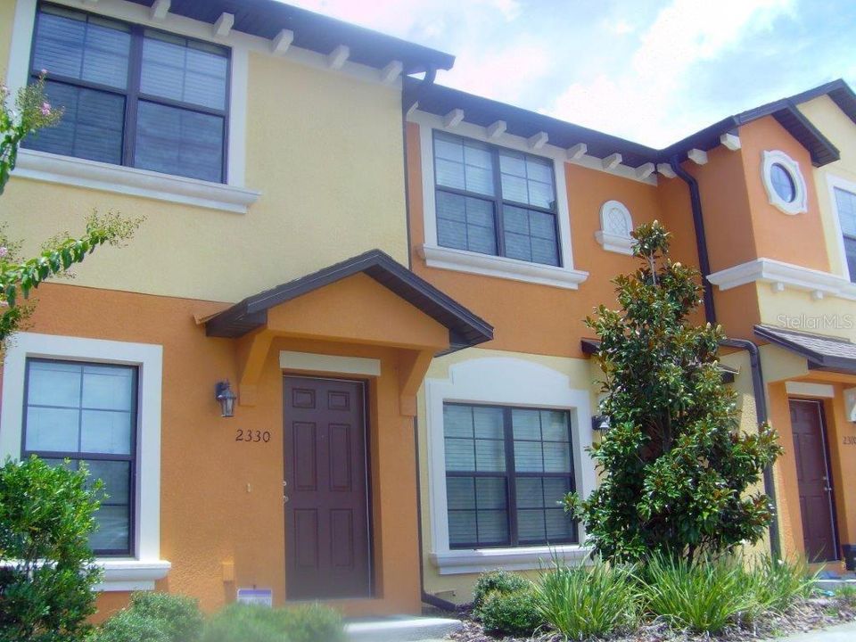 For Rent: $1,867 (3 beds, 2 baths, 1420 Square Feet)