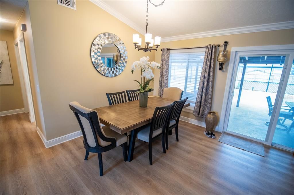 For Sale: $525,000 (3 beds, 2 baths, 1746 Square Feet)