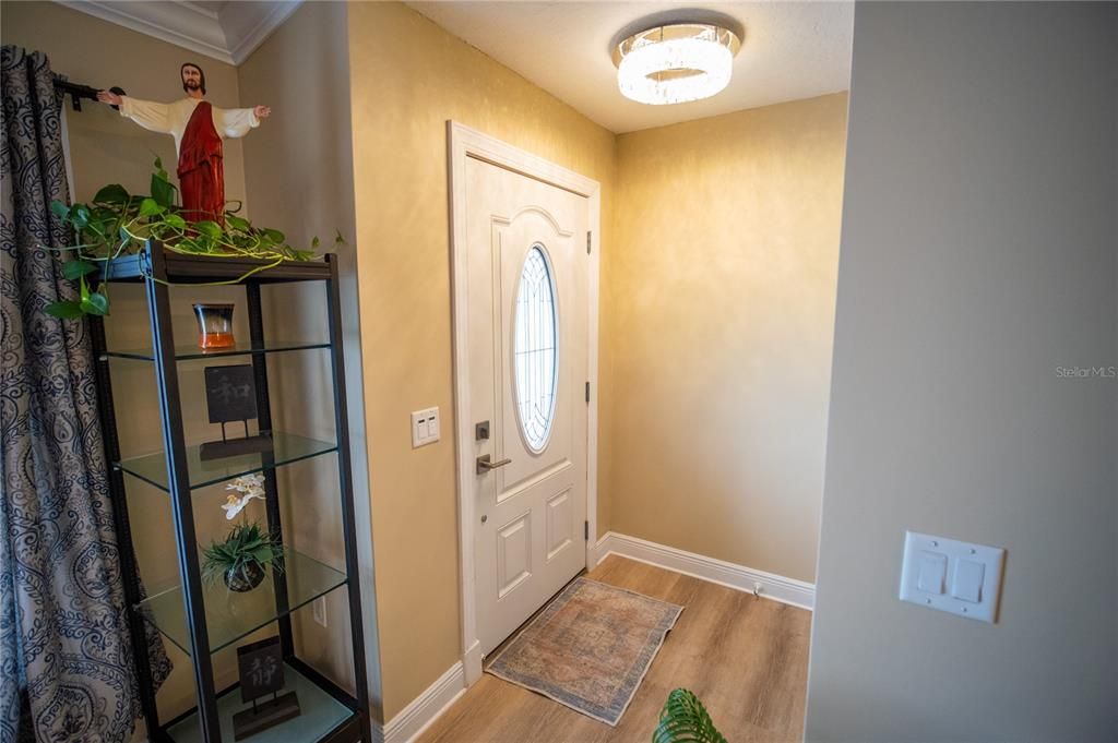 For Sale: $525,000 (3 beds, 2 baths, 1746 Square Feet)