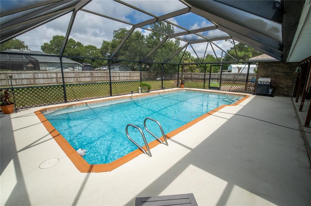 For Sale: $525,000 (3 beds, 2 baths, 1746 Square Feet)