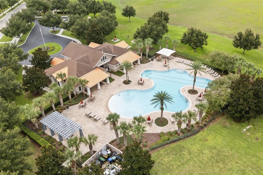 Activo con contrato: $599,900 (4 camas, 2 baños, 2091 Pies cuadrados)