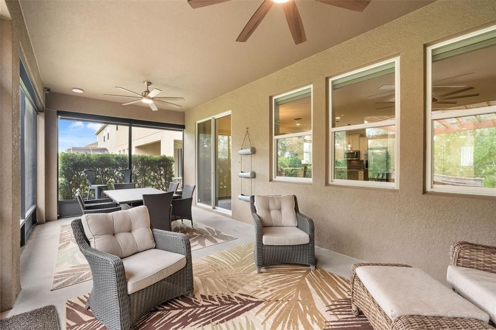 Activo con contrato: $599,900 (4 camas, 2 baños, 2091 Pies cuadrados)