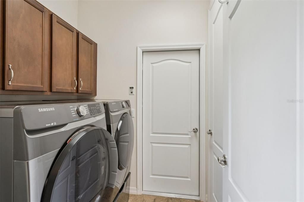 Active With Contract: $608,900 (4 beds, 3 baths, 2794 Square Feet)
