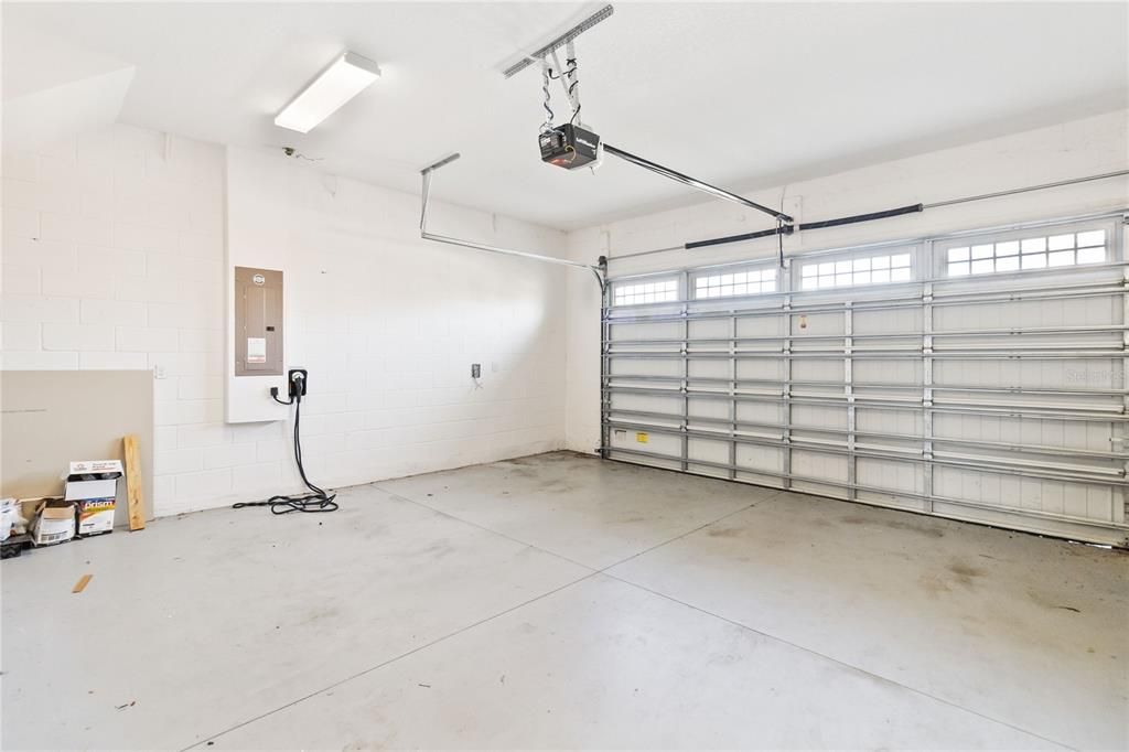 En Venta: $579,900 (4 camas, 4 baños, 2870 Pies cuadrados)