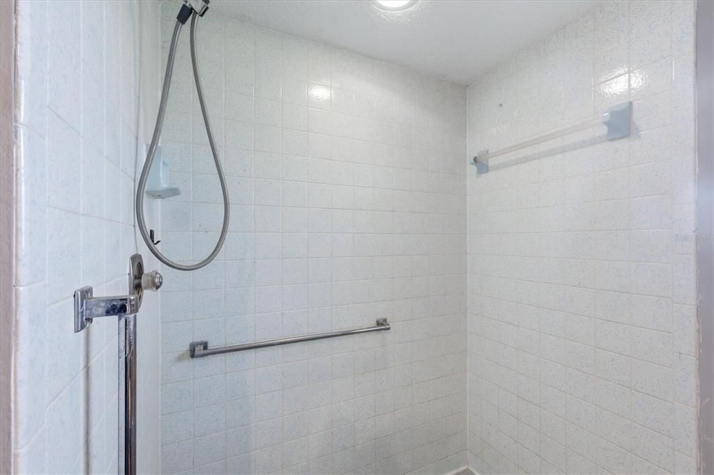 For Sale: $224,900 (2 beds, 2 baths, 1152 Square Feet)
