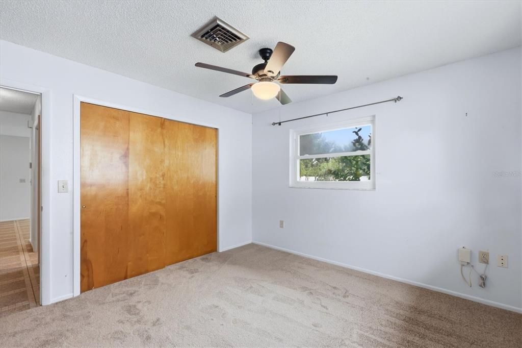 For Sale: $224,900 (2 beds, 2 baths, 1152 Square Feet)