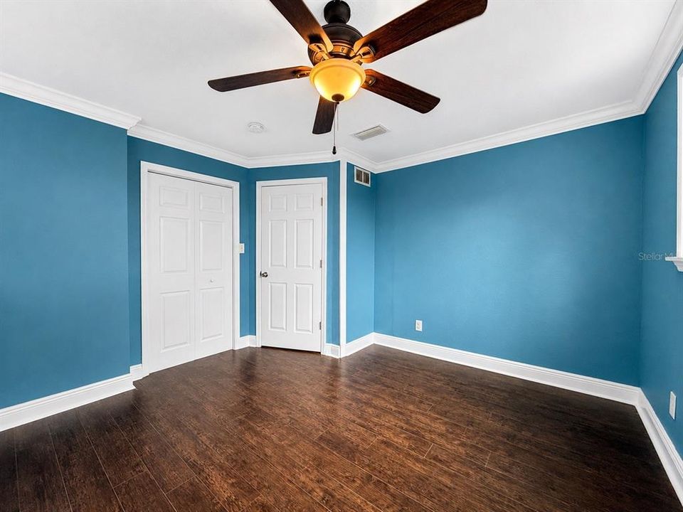 For Rent: $2,699 (5 beds, 3 baths, 2453 Square Feet)