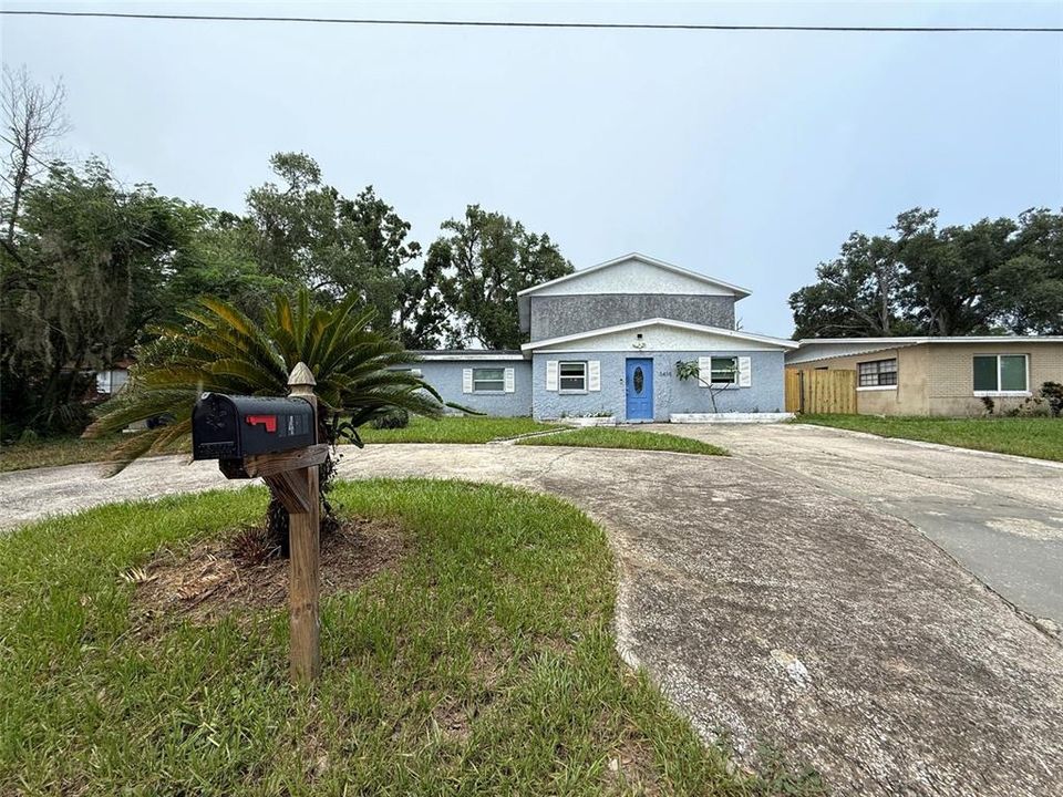 For Rent: $2,699 (5 beds, 3 baths, 2453 Square Feet)