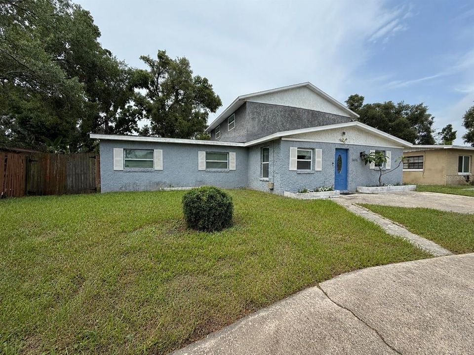 For Rent: $2,699 (5 beds, 3 baths, 2453 Square Feet)