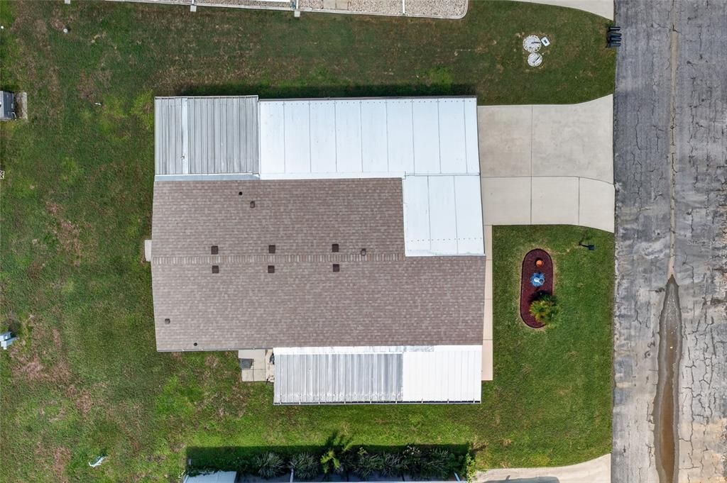Active With Contract: $169,900 (2 beds, 2 baths, 936 Square Feet)