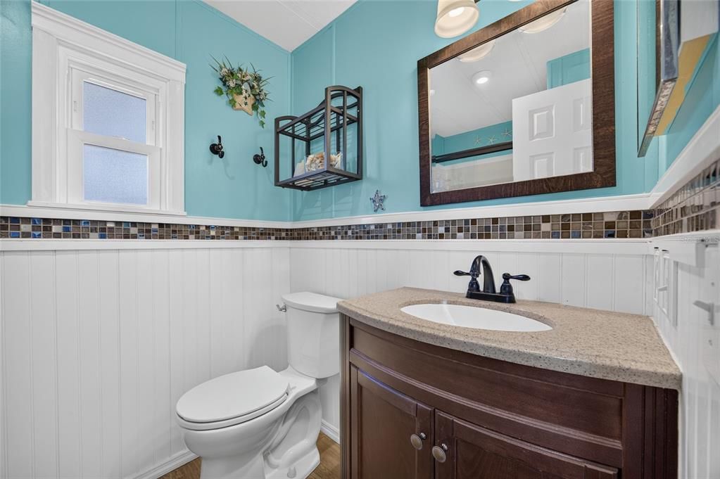 Active With Contract: $169,900 (2 beds, 2 baths, 936 Square Feet)