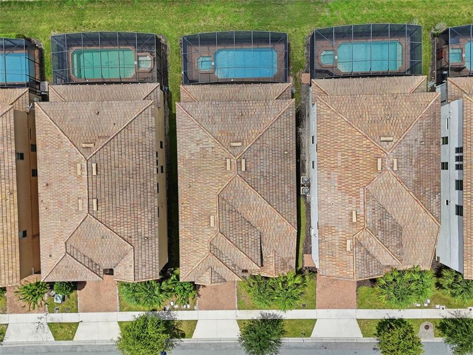 На продажу: $655,000 (8 спален, 6 ванн, 4041 Квадратных фут)