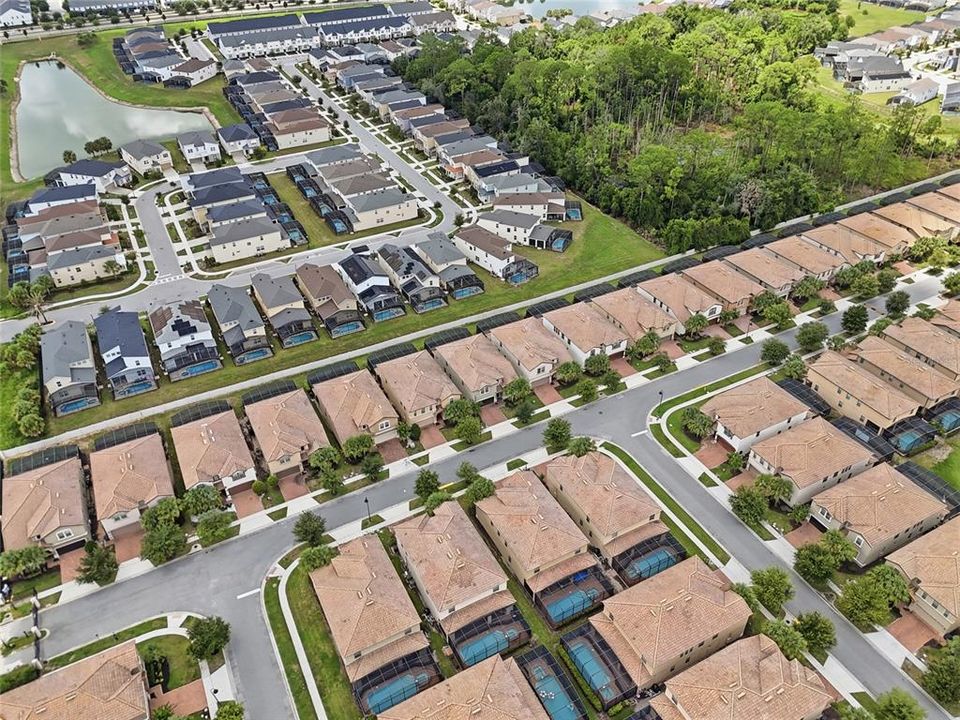 На продажу: $655,000 (8 спален, 6 ванн, 4041 Квадратных фут)