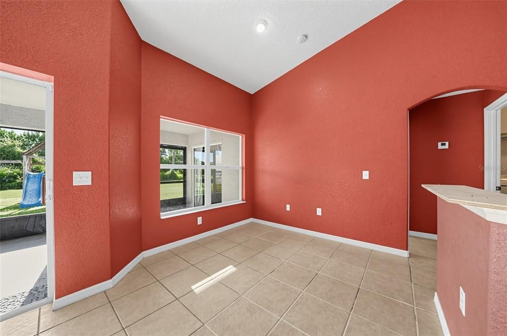 En Venta: $425,000 (4 camas, 3 baños, 2269 Pies cuadrados)