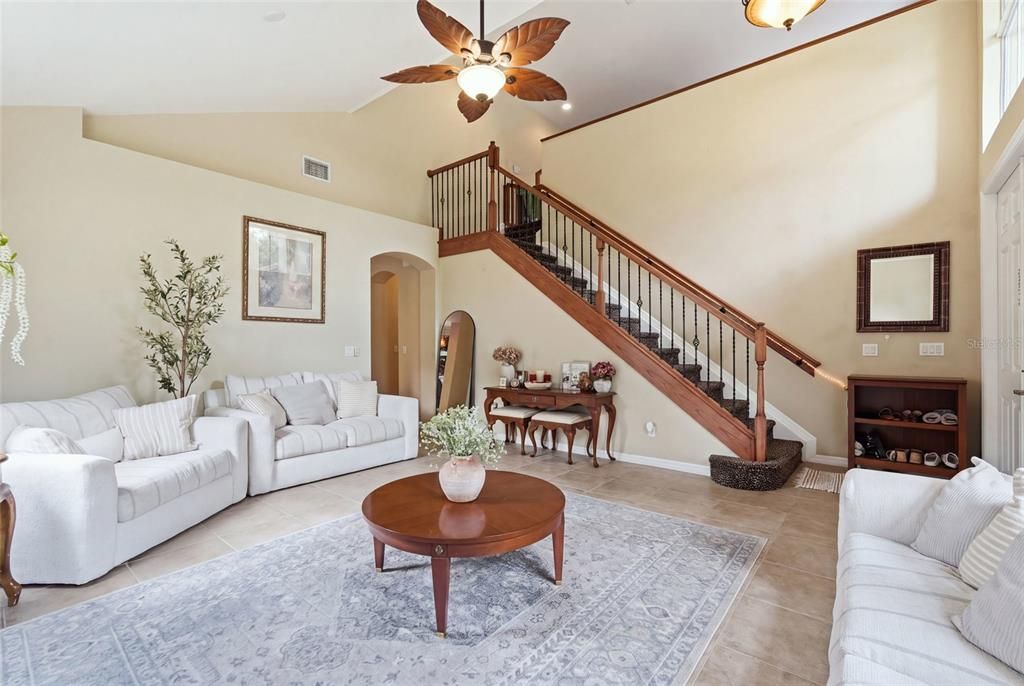 For Sale: $365,000 (3 beds, 2 baths, 2290 Square Feet)