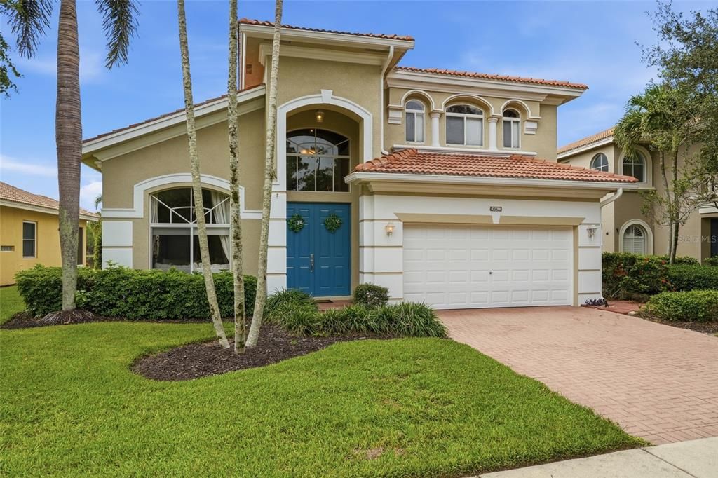 For Sale: $365,000 (3 beds, 2 baths, 2290 Square Feet)