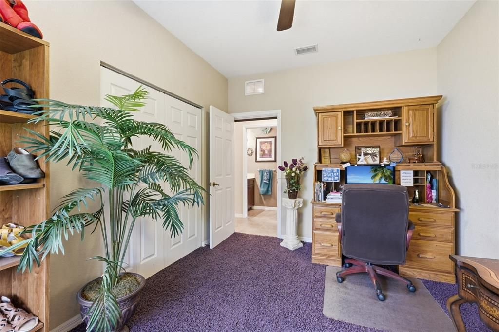 For Sale: $365,000 (3 beds, 2 baths, 2290 Square Feet)