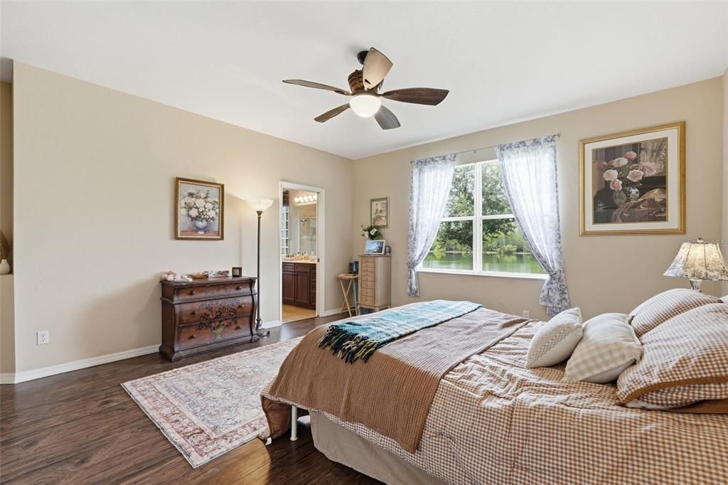 For Sale: $365,000 (3 beds, 2 baths, 2290 Square Feet)