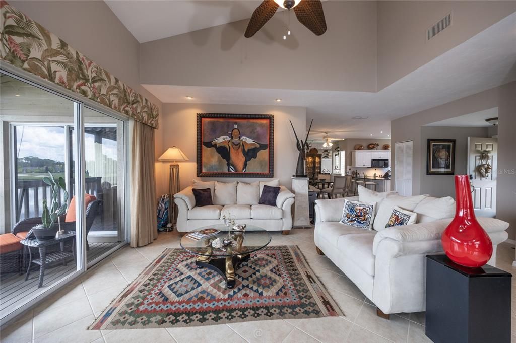 For Sale: $289,522 (2 beds, 2 baths, 1300 Square Feet)