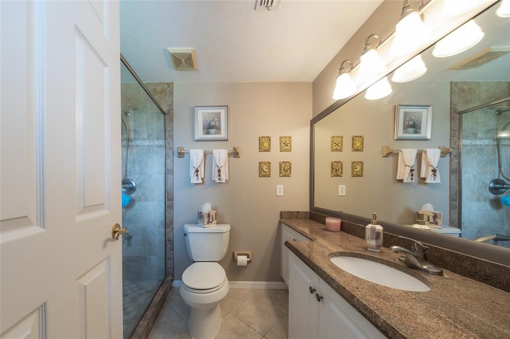 For Sale: $289,522 (2 beds, 2 baths, 1300 Square Feet)