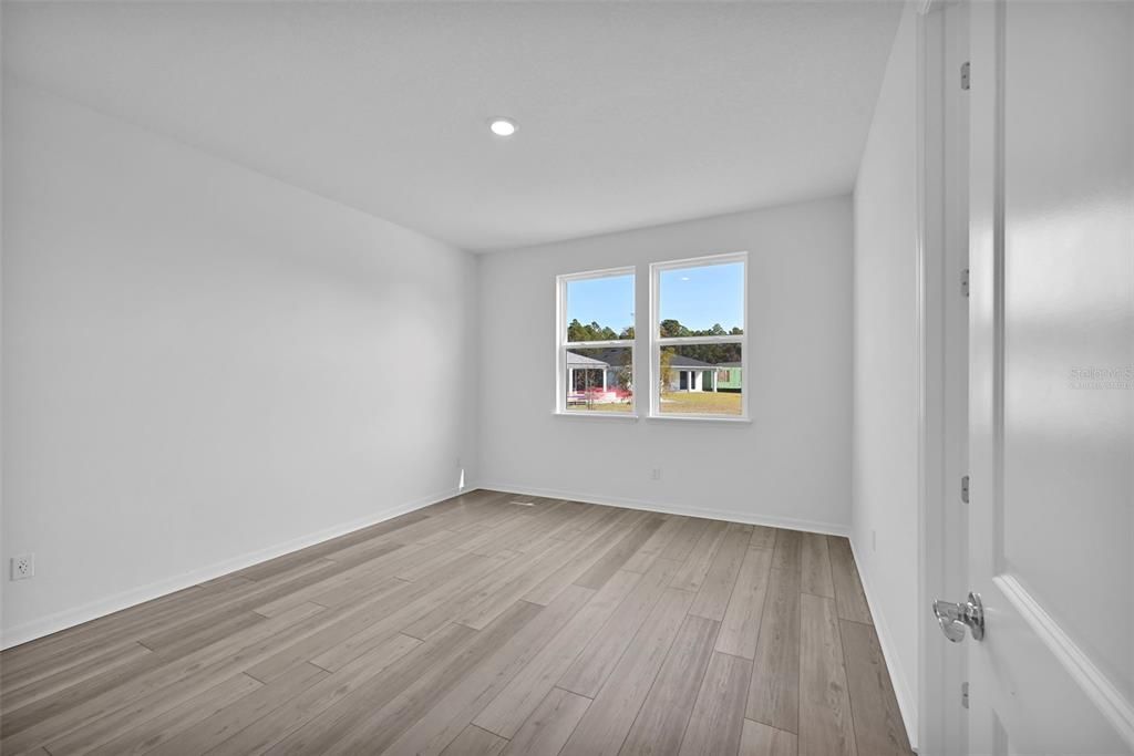 For Sale: $339,000 (4 beds, 2 baths, 1510 Square Feet)