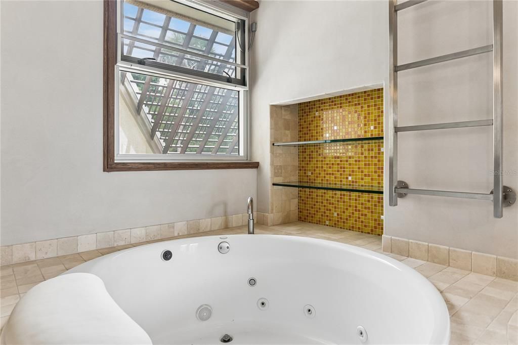 For Sale: $2,495,999 (3 beds, 3 baths, 3002 Square Feet)
