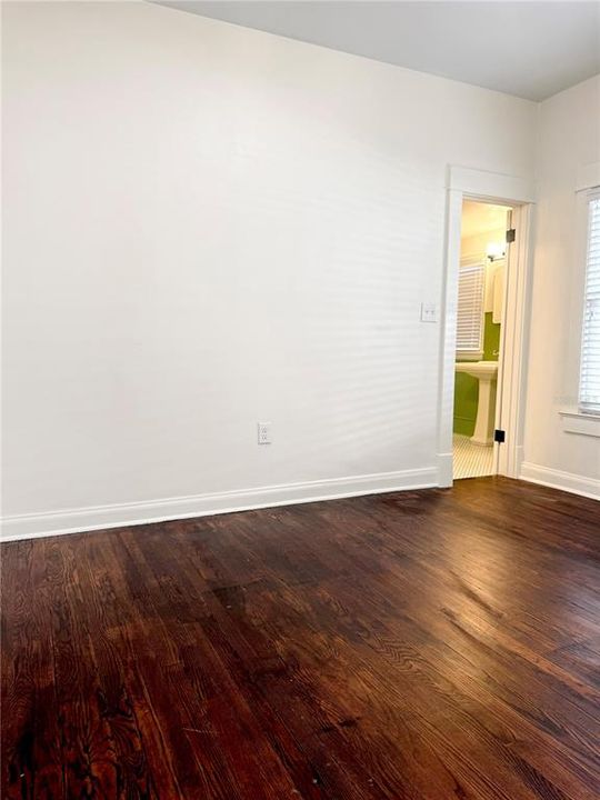 For Rent: $3,400 (3 beds, 2 baths, 1452 Square Feet)