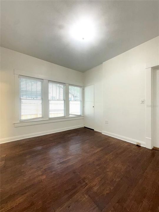 For Rent: $3,400 (3 beds, 2 baths, 1452 Square Feet)