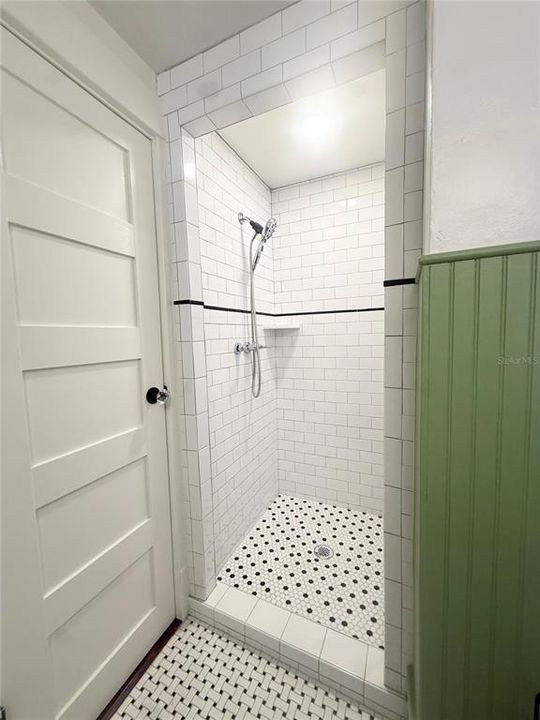 For Rent: $3,400 (3 beds, 2 baths, 1452 Square Feet)