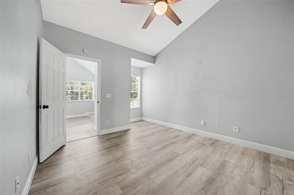 For Sale: $157,500 (2 beds, 2 baths, 796 Square Feet)