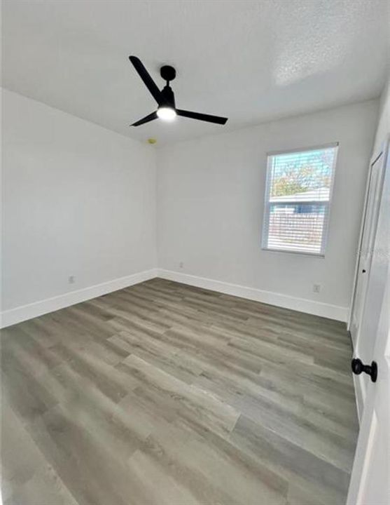 For Sale: $384,900 (4 beds, 2 baths, 1524 Square Feet)
