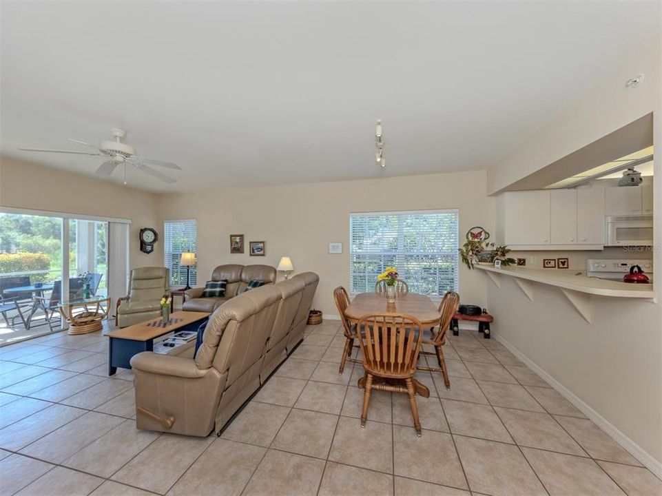 For Sale: $290,000 (2 beds, 2 baths, 1510 Square Feet)