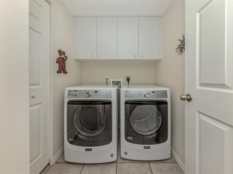 For Sale: $290,000 (2 beds, 2 baths, 1510 Square Feet)
