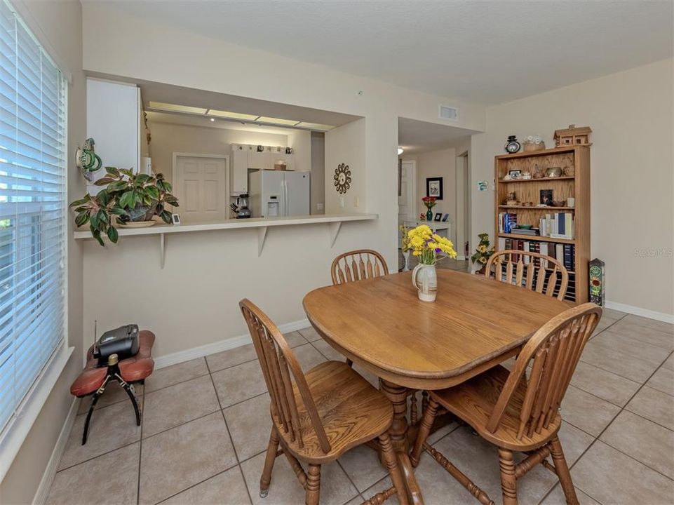 For Sale: $290,000 (2 beds, 2 baths, 1510 Square Feet)